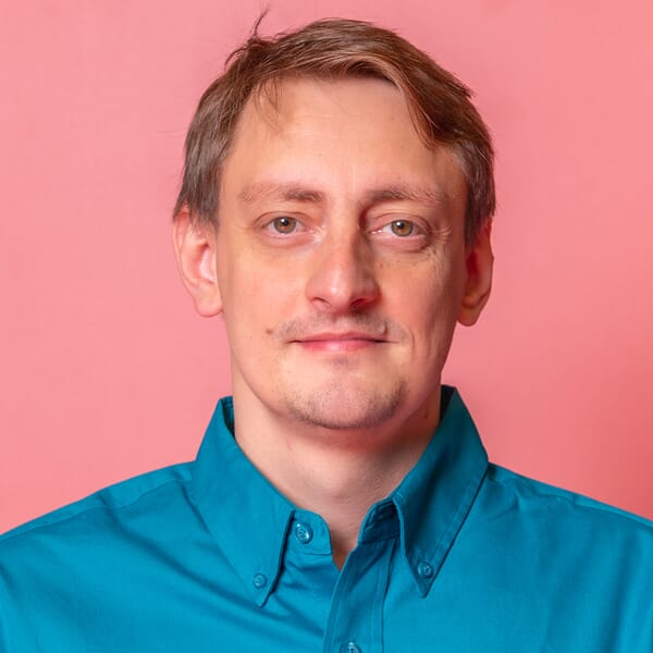 Peter Czel, Applications Engineer