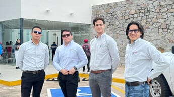 Metalúrgico Sênior dá suporte a clientes e lidera inovação no México